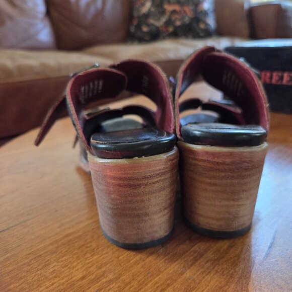 Freebird by Steven Caprice mule heels - Picture 6 of 8